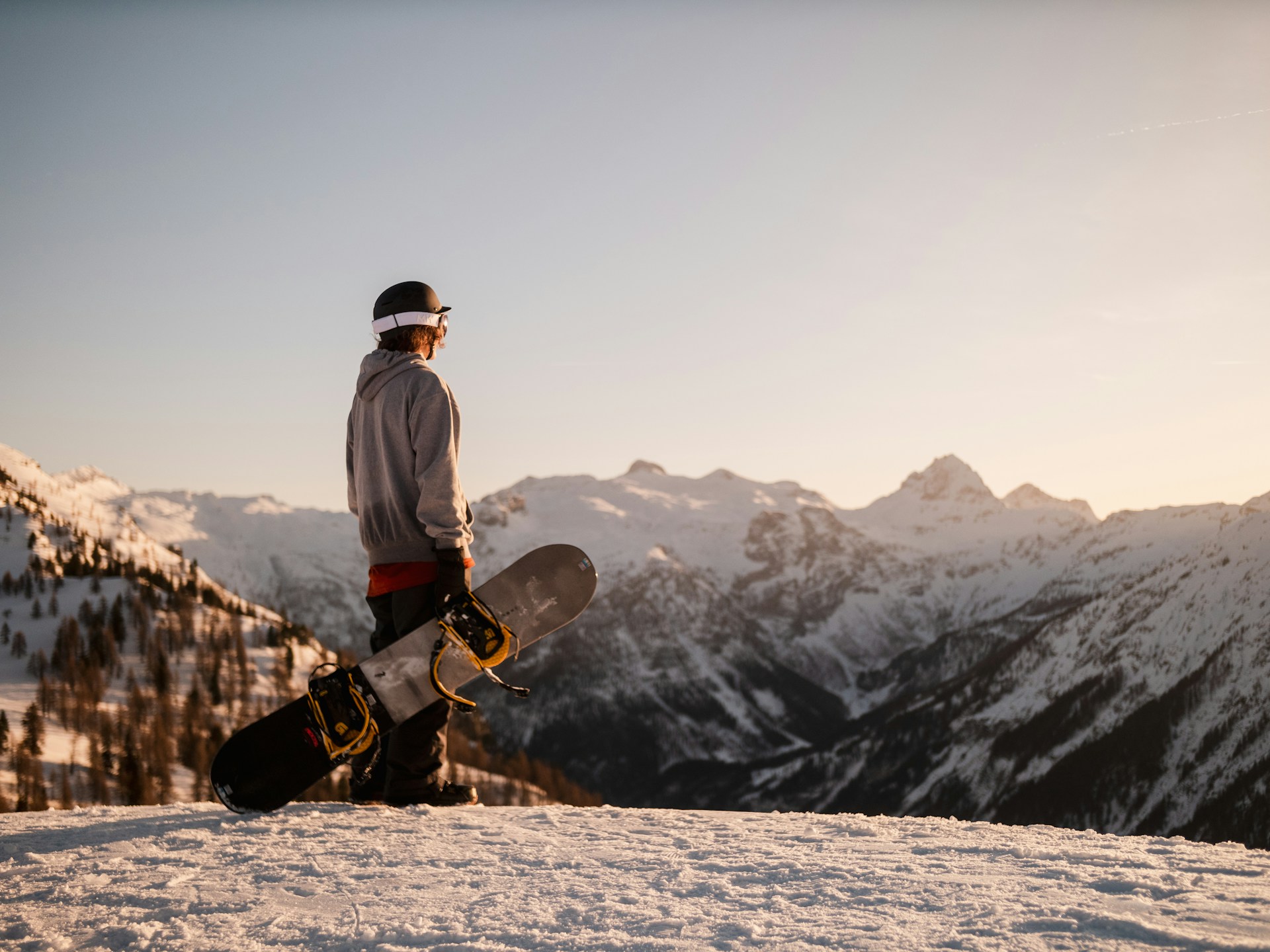5 Days 4 Nights Snowboarding Package